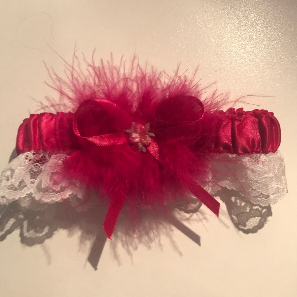Hotpink garter for prom